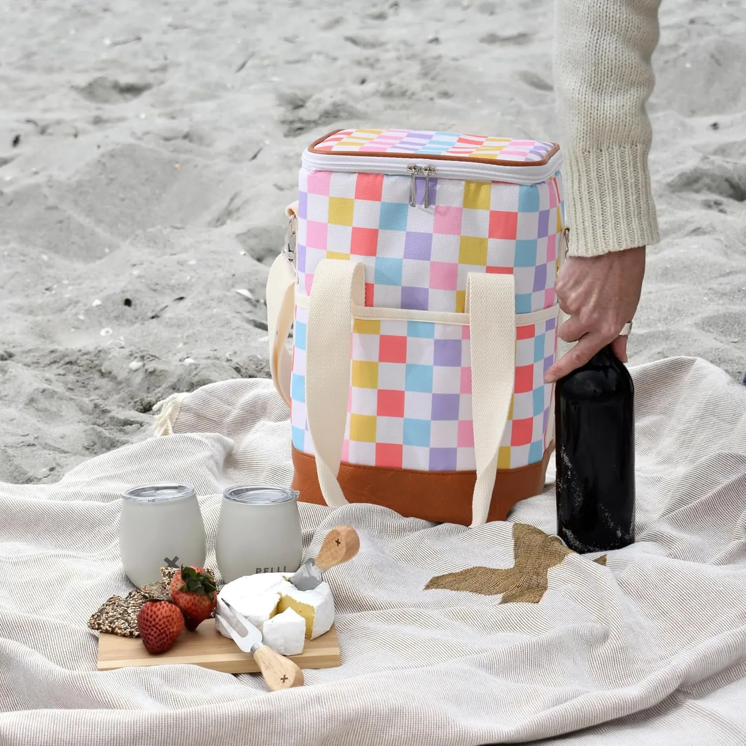 4 Bottle Wine Tote Bag - Leakproof & Insulated Wine Carrier Travel Padded Wine Cooler Bag with Adjustable Strap, Picnics, Beach & Parties, Stylish Gift for Wine Lovers (Rainbow Gingham)