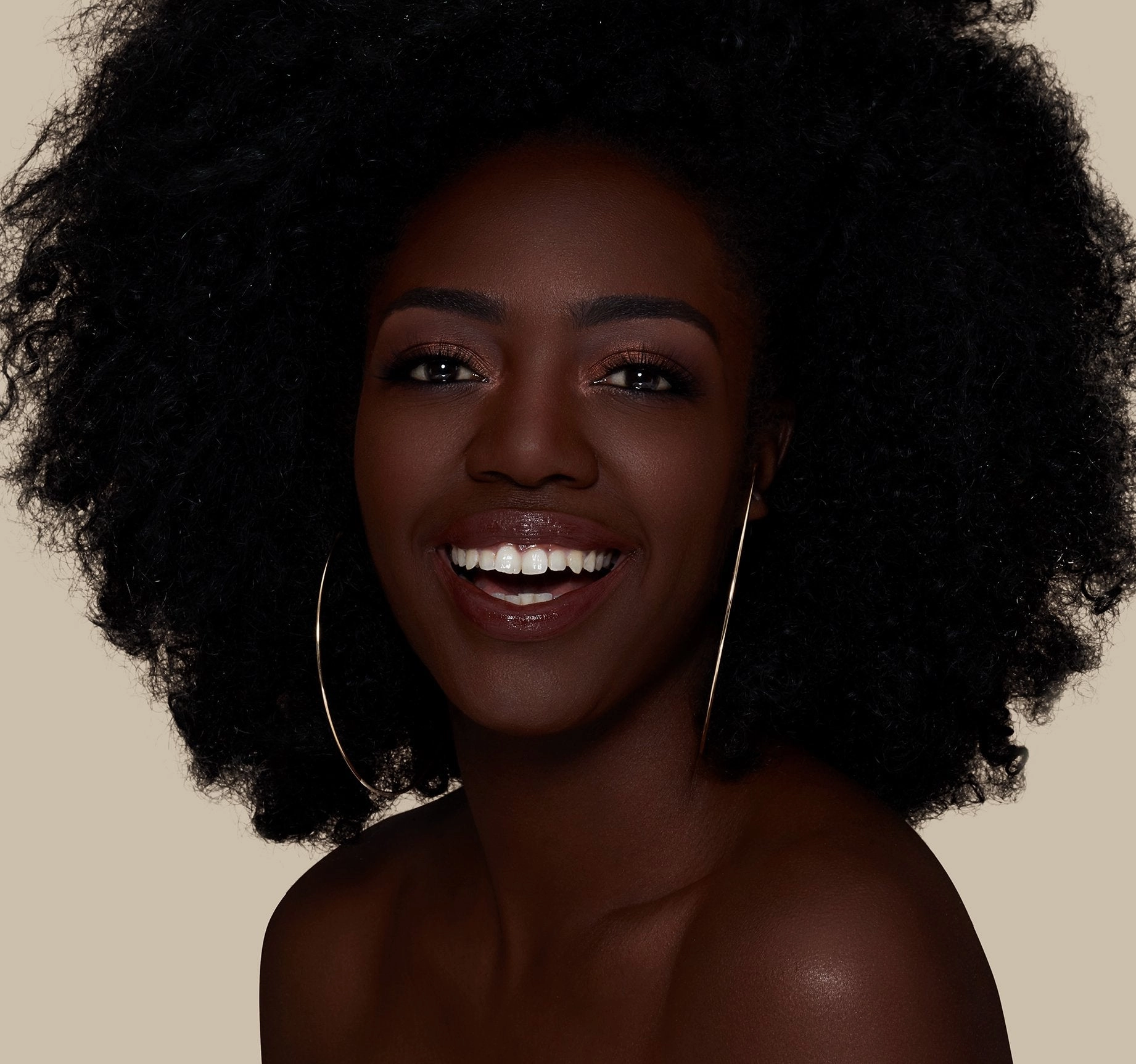 - FULL-COVERAGE FLUIDITY Best value F5.110 FOUNDATION Best-in-class