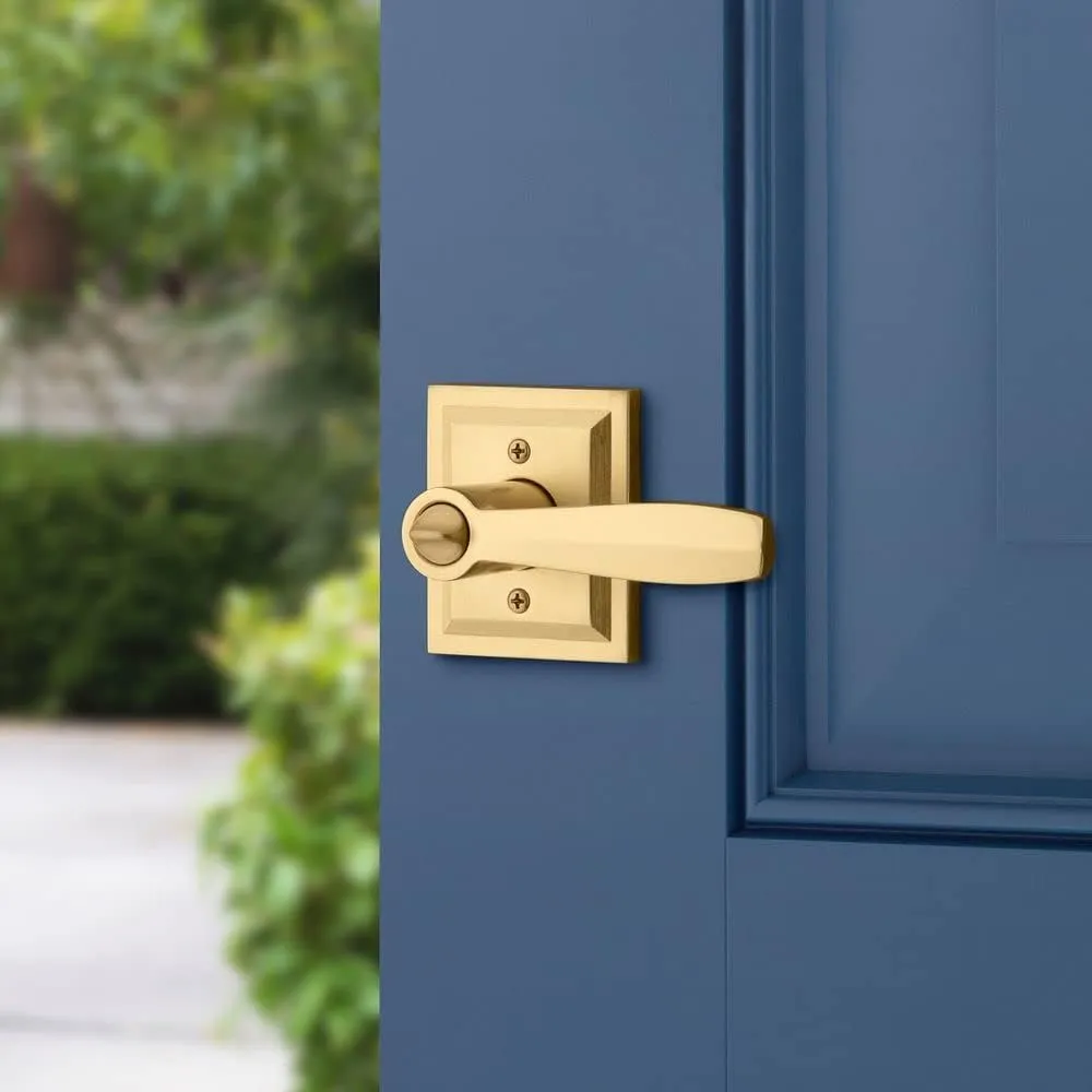 Baldwin Torrey Pines, Entry Door Handle Reversible Lever with Keyed Lock Featuring SmartKey Re-key Technology and Microban Protection, in Satin Brass