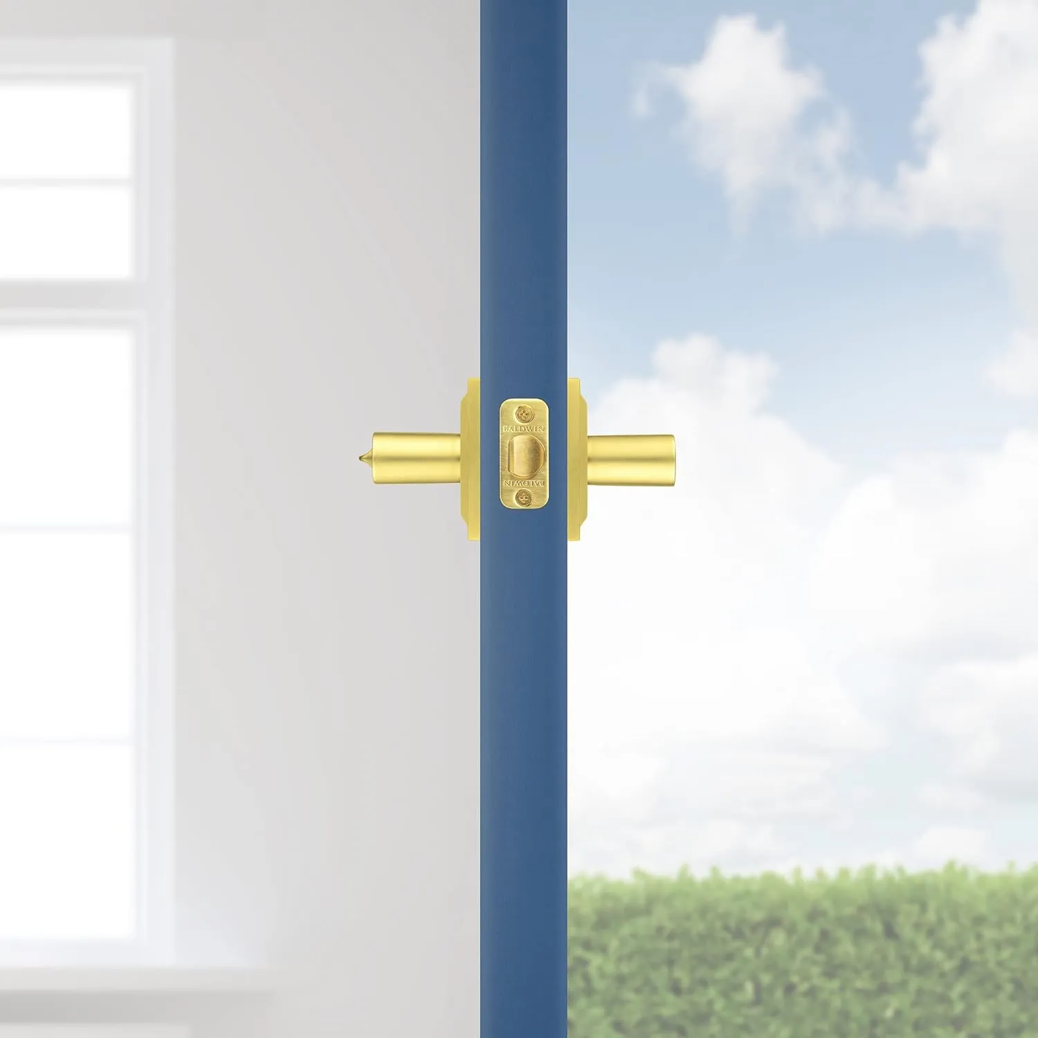 Baldwin Torrey Pines, Entry Door Handle Reversible Lever with Keyed Lock Featuring SmartKey Re-key Technology and Microban Protection, in Satin Brass
