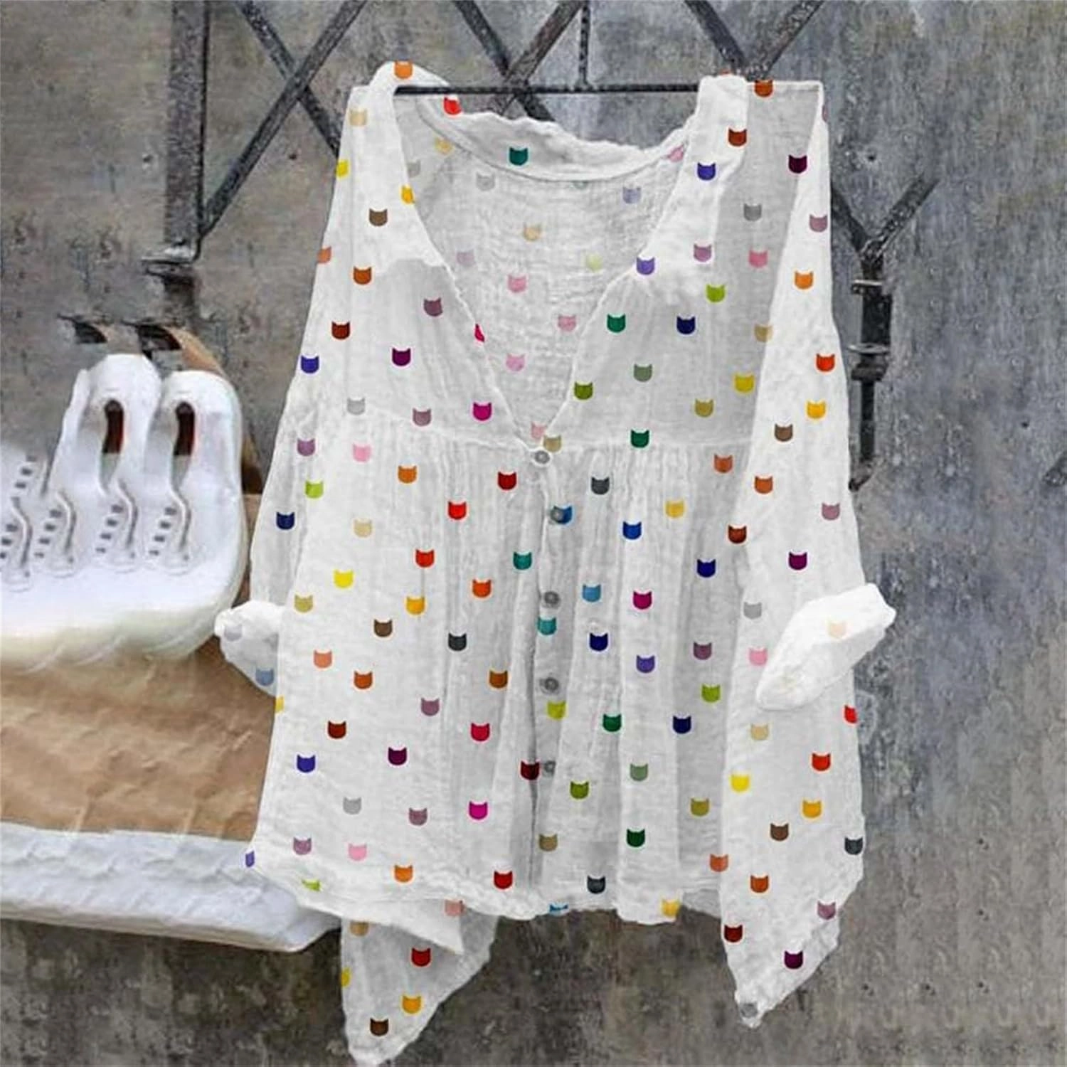 Boho Blouses for Women 2024 Plus Size Linen 3/4 Sleeve Button Up V-Neck Boxy Tops Summer Holiday Casual Beach Shirts