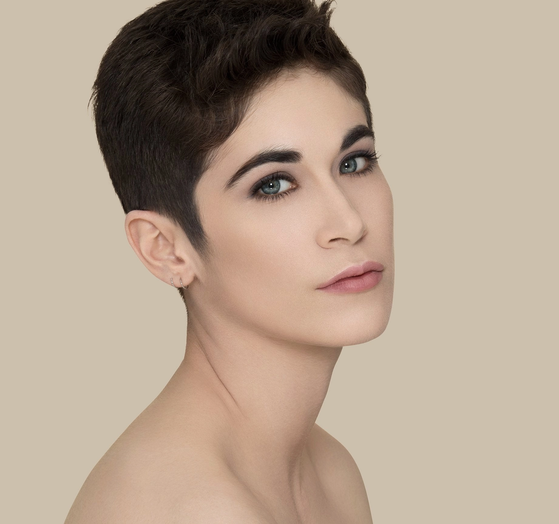 FULL-COVERAGE High-discount FLUIDITY FOUNDATION - F1.20 Global express
