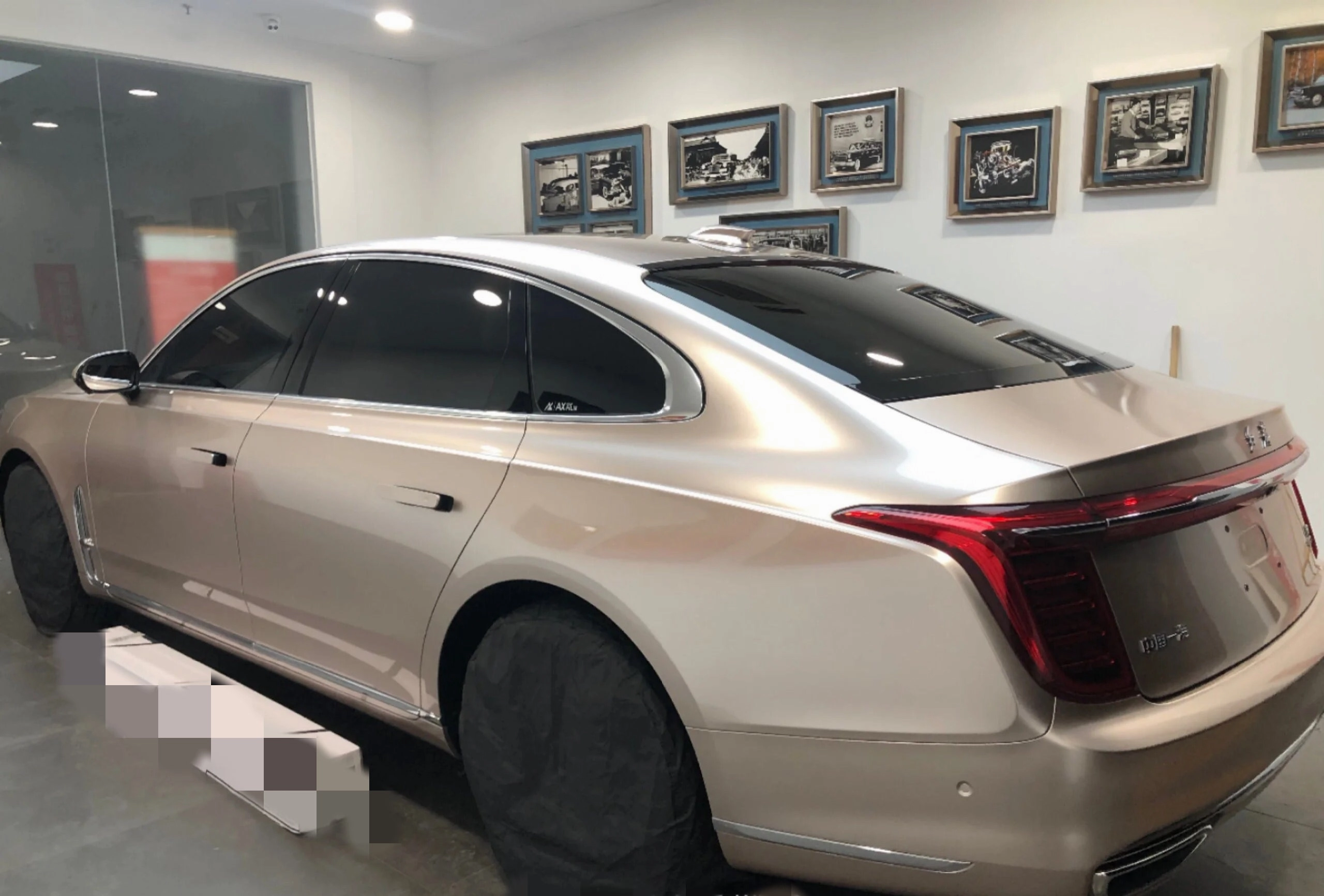 Gloss Metallic Champagne Gold Car Wrap