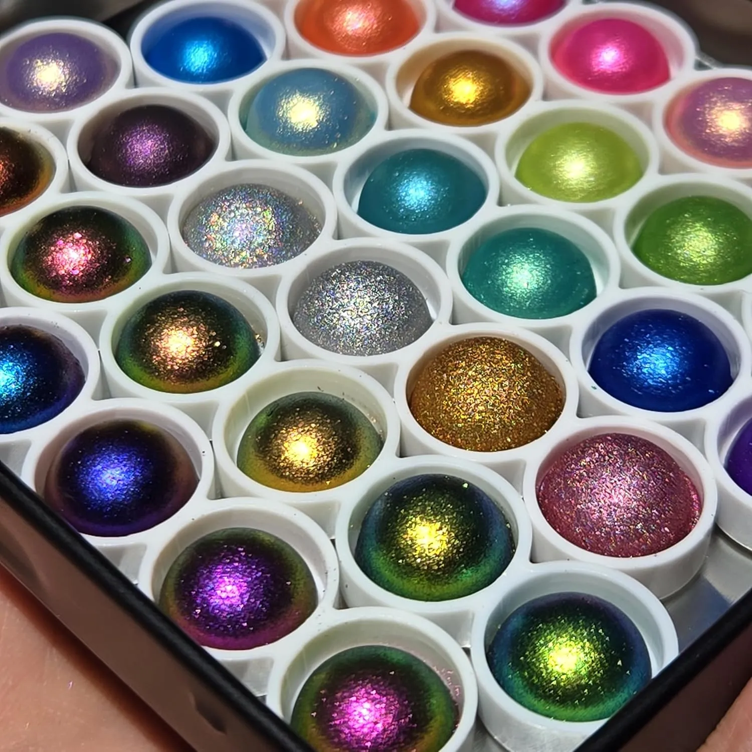 IUILE Handmade Watercolor Paints - Magical Drop Tin Set Vol. 2 (36 colors)