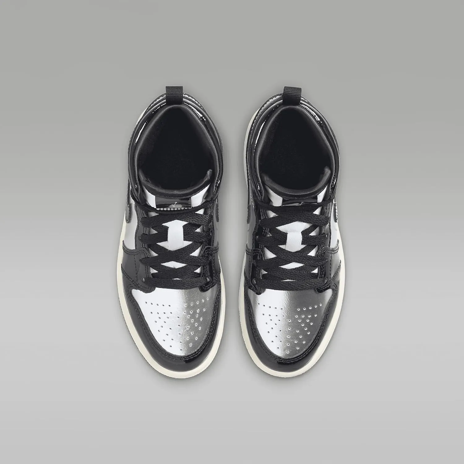 Jordan 1 Mid SE Little Kids' Shoes (FZ3937-001, Black/Metallic Silver/Sail/Metallic Gold)