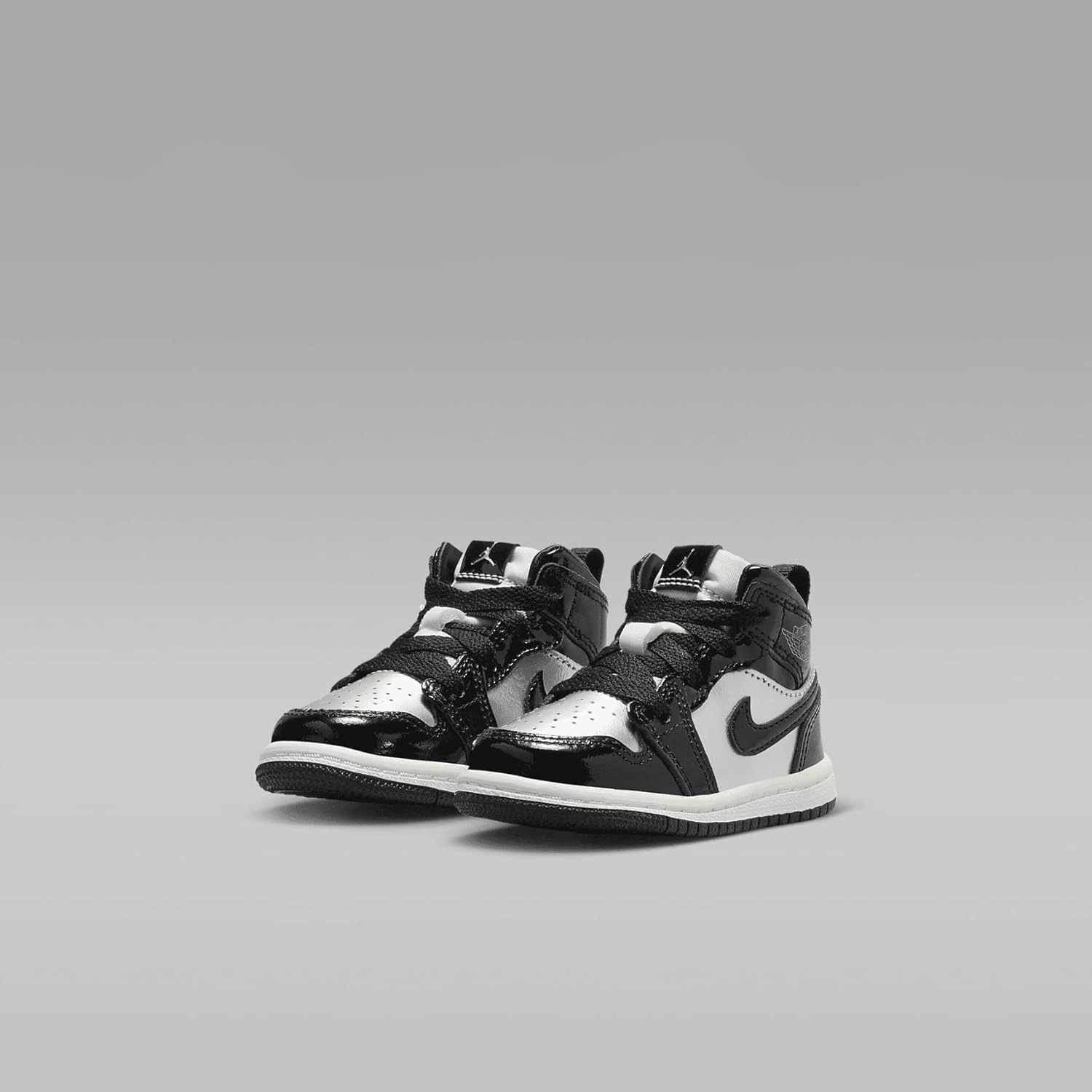 Jordan 1 Mid SE Baby/Toddler Shoes (FZ3939-001, Black/Metallic Silver/Sail/Metallic Gold)