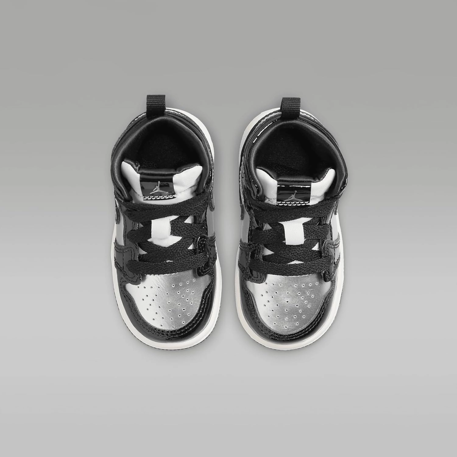 Jordan 1 Mid SE Baby/Toddler Shoes (FZ3939-001, Black/Metallic Silver/Sail/Metallic Gold)