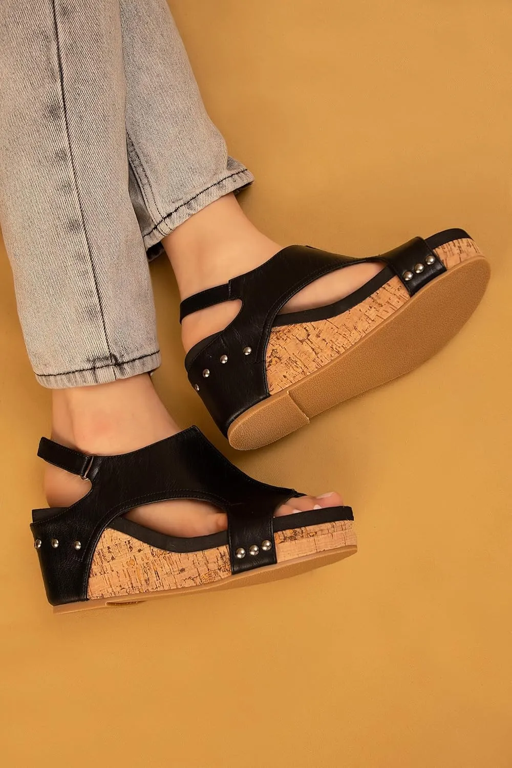 MAKERS SHOES HANNAH Women’s Lightweight Wedge Sandals, Comfortable Design, Velcro Slingback Closure, Easy On-and-Off, Stylish and Versatile