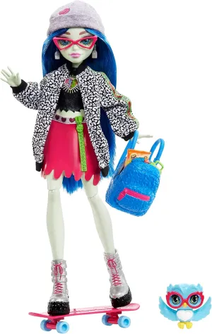 Monster High Ghoulia Yelps Posable Doll (10.3 in) with Blue Hair, Pet and Accessories
