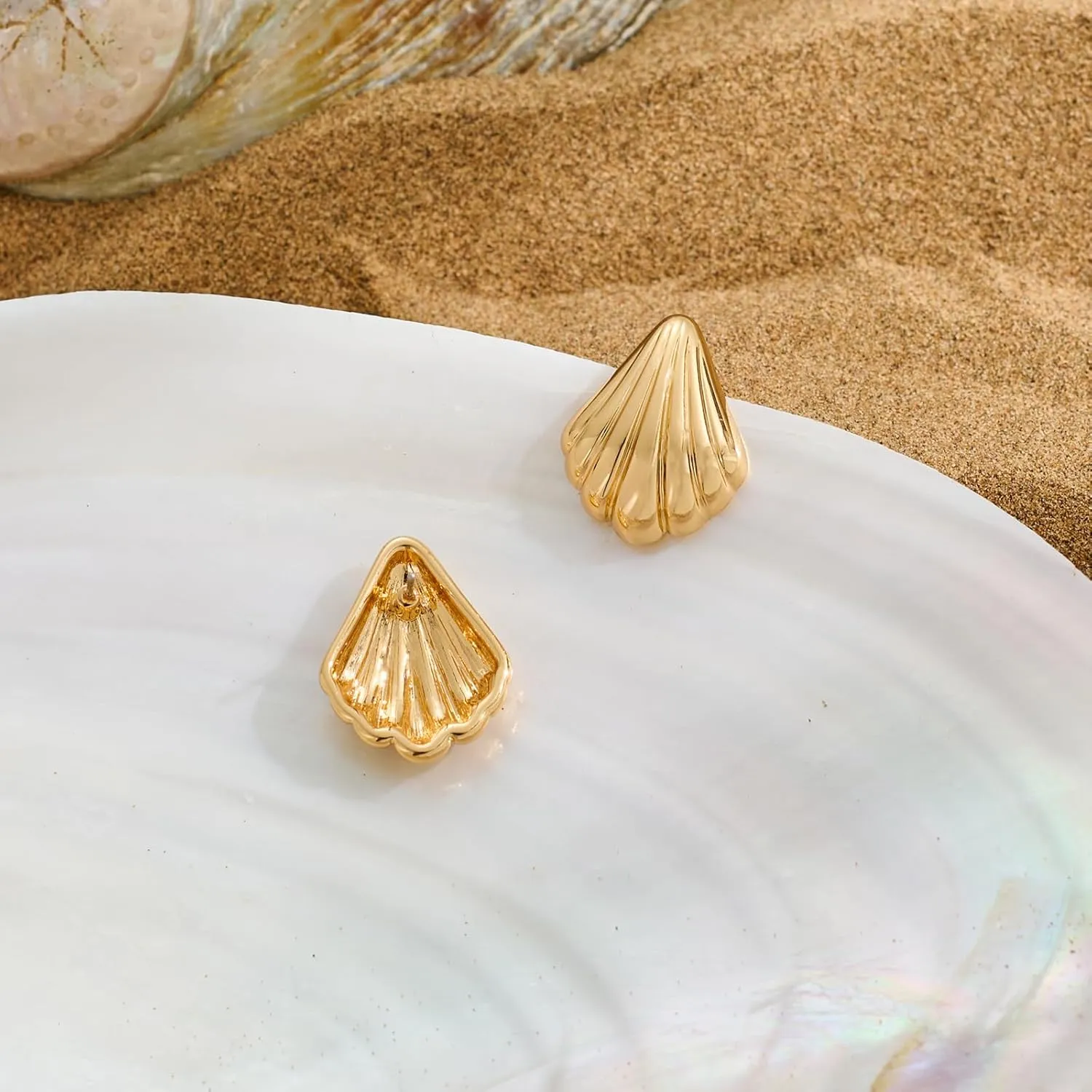 MUYAN Chunky Gold Textured Earrings for Women Trendy Minimalist Large Chunky Studs Fashion Jewelry