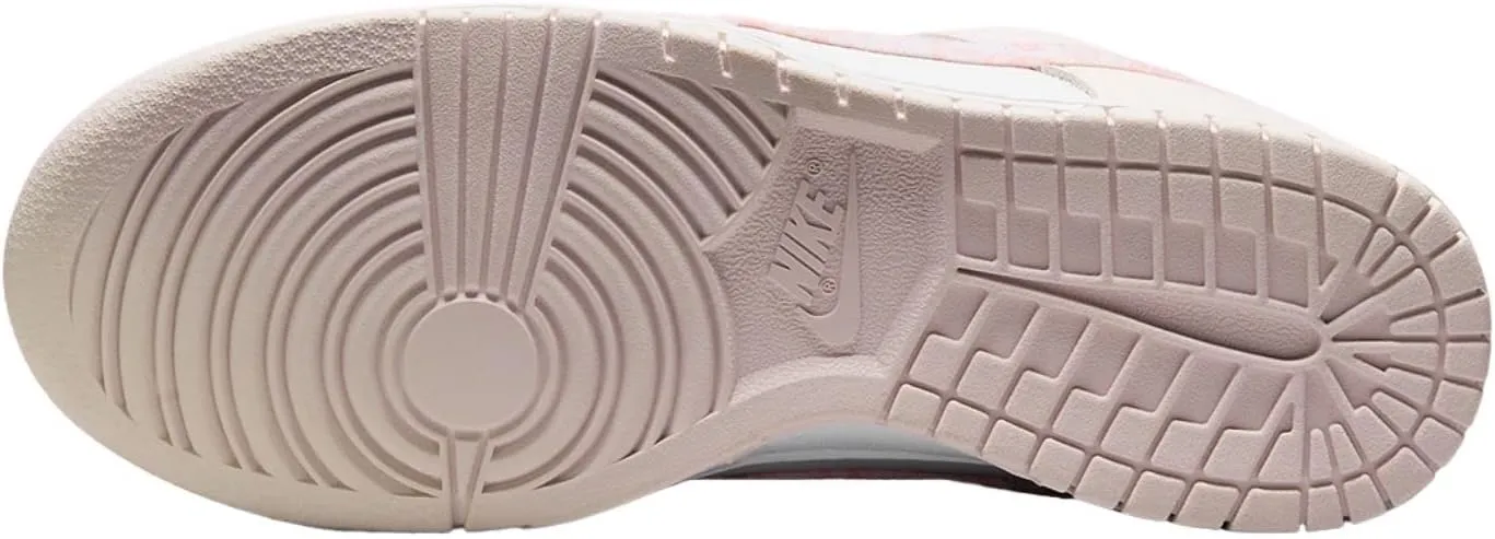 Nike Women's Modern