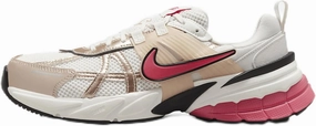 Nike Team Hustle D 11 (HJ7389-838, Guava Ice/Aster Pink/Black/Metallic Silver) Size 10.5