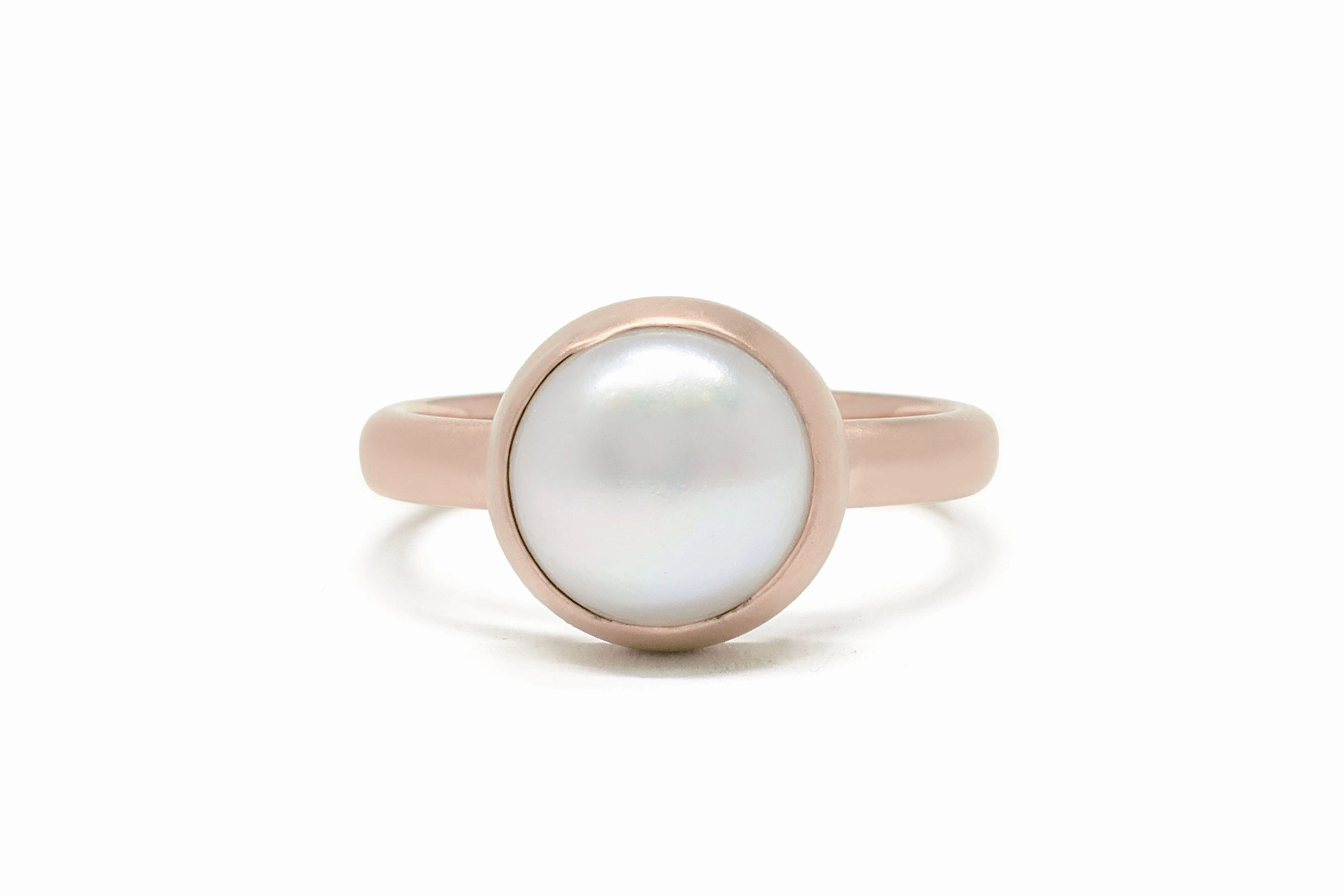 Rose Gold Bezel Set White Freshwater Pearl Ring