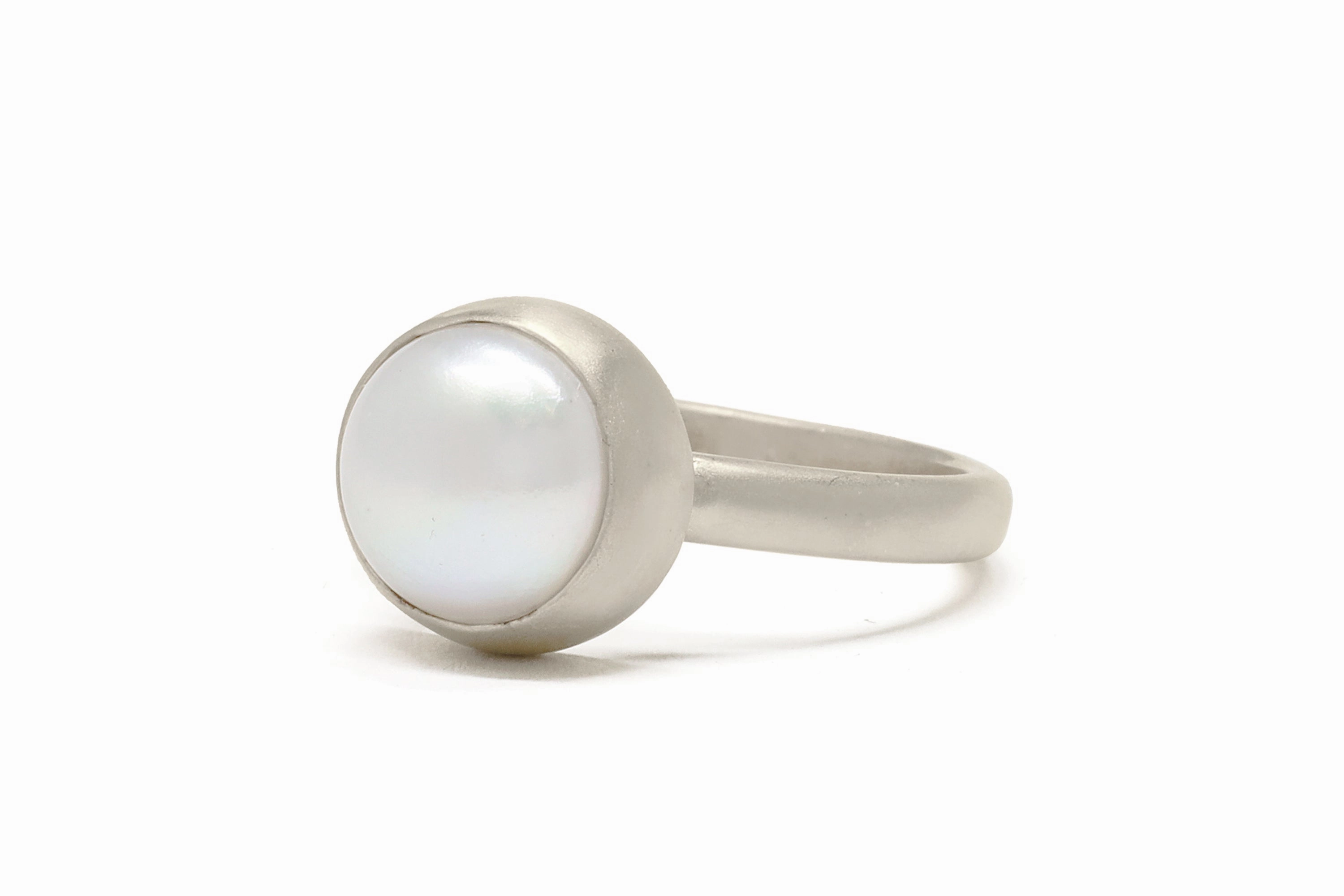 Rose Gold Bezel Set White Freshwater Pearl Ring