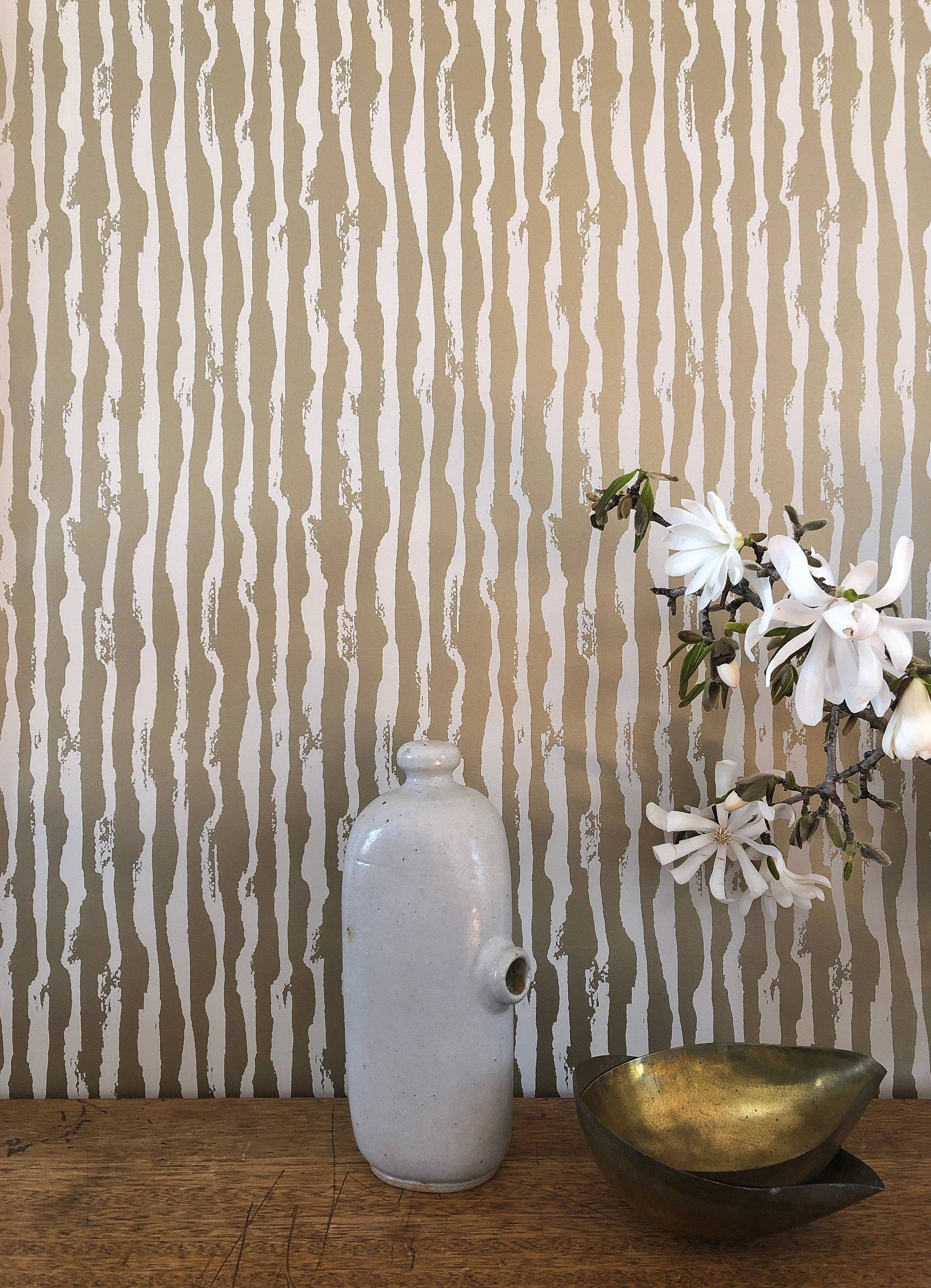 Sample - Alder Wallpaper in Gold Leaf/Birch