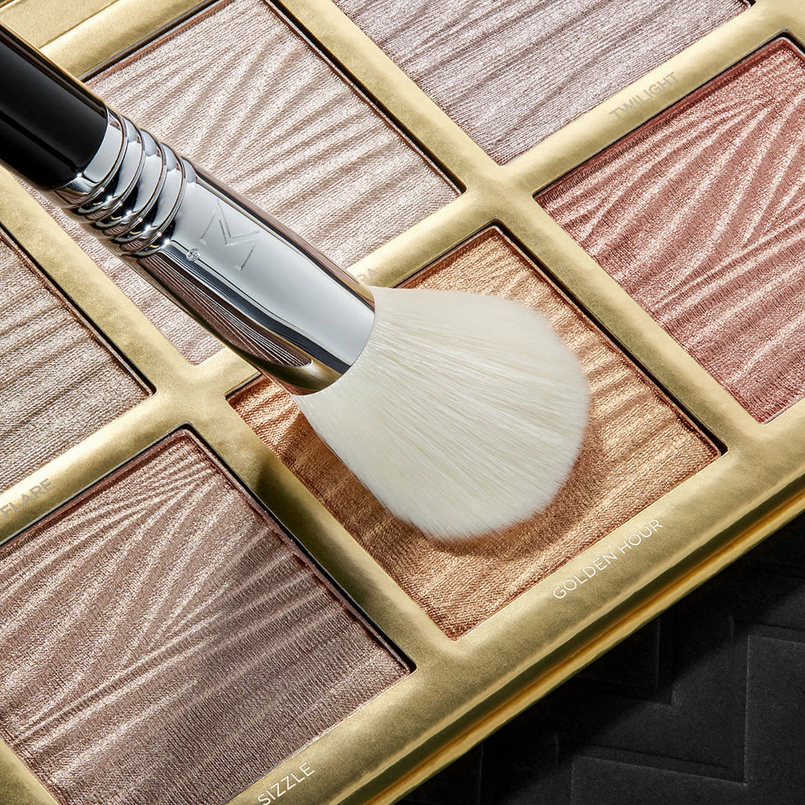 Sigma GlowKissed Highlight Palette 28.8g