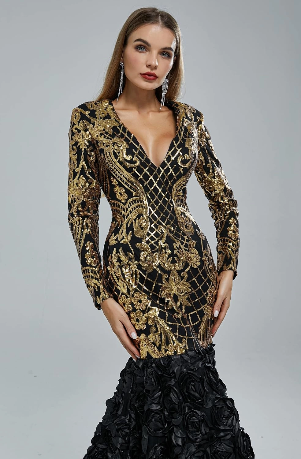 Women's Long Sleeves V-Neck Rose Sequins Mermaid Evening Dress