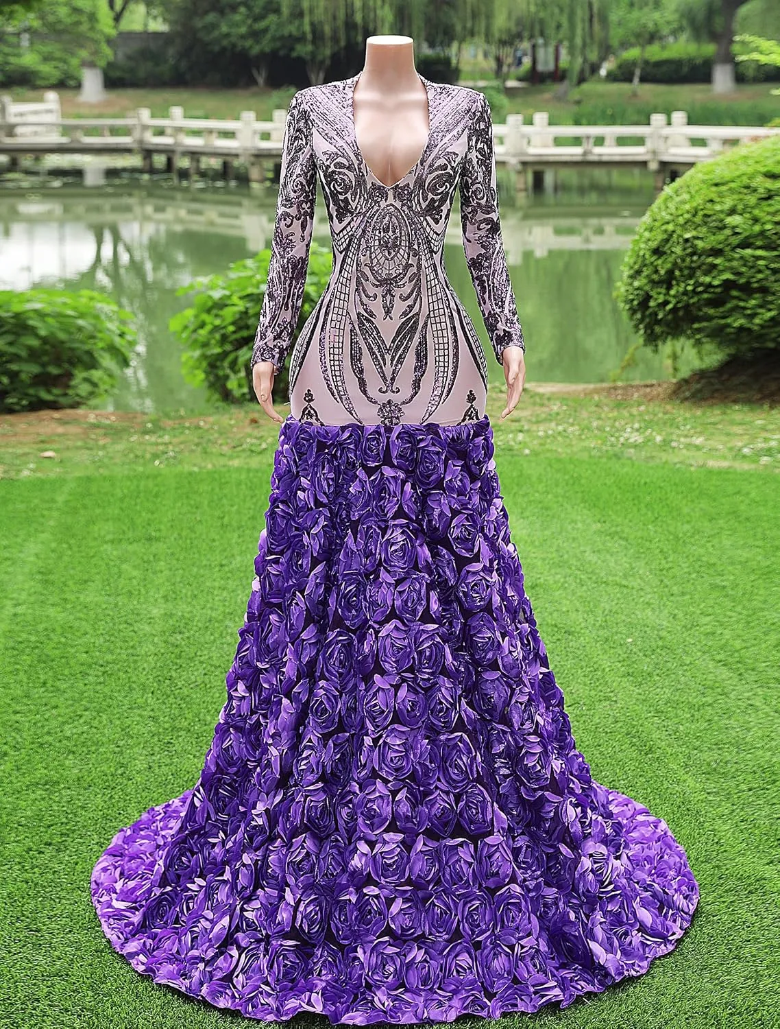 Women's Long Sleeves V-Neck Rose Sequins Mermaid Evening Dress